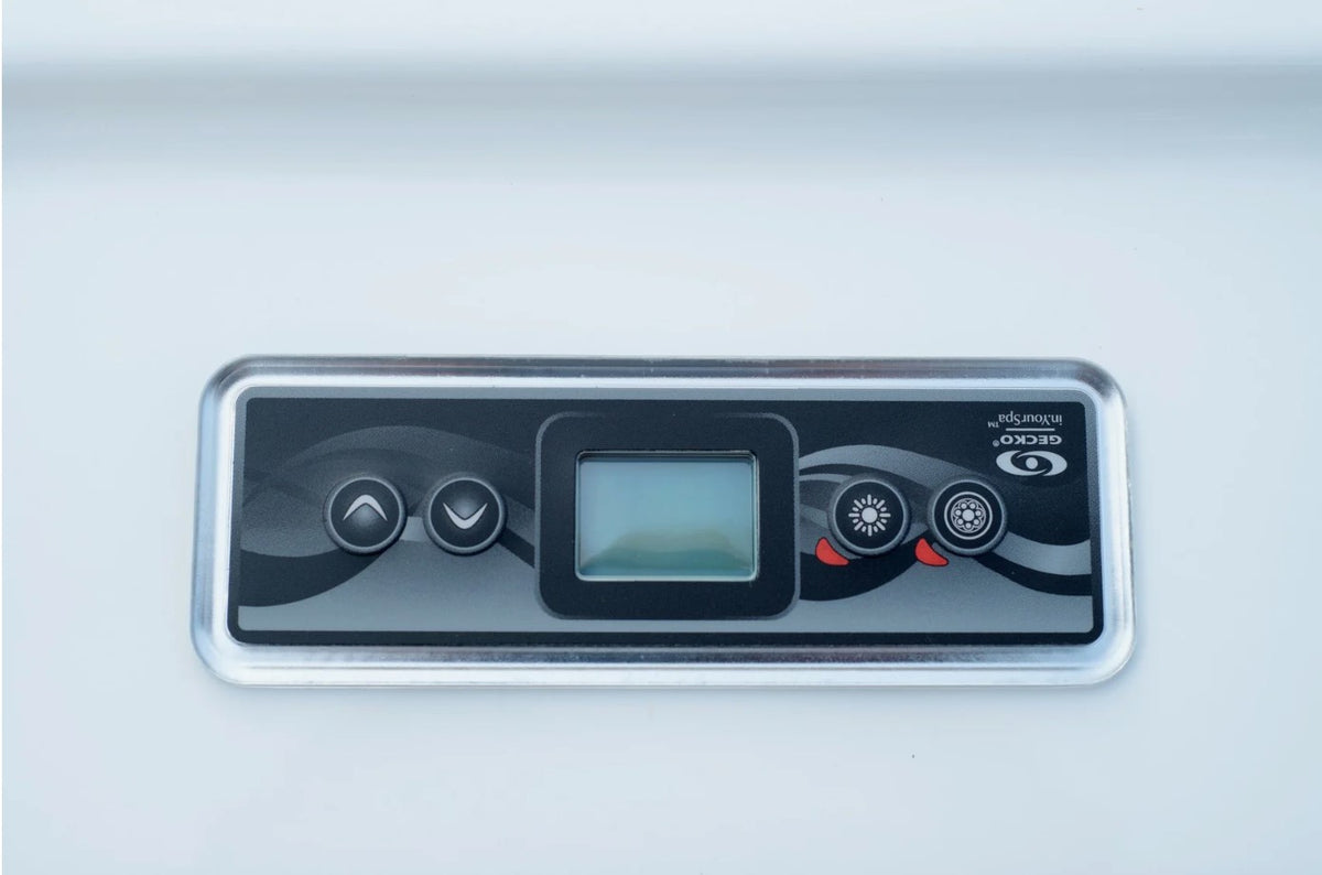 REVOLUTION TRIDENT jakuzzi 200x200x90 cm