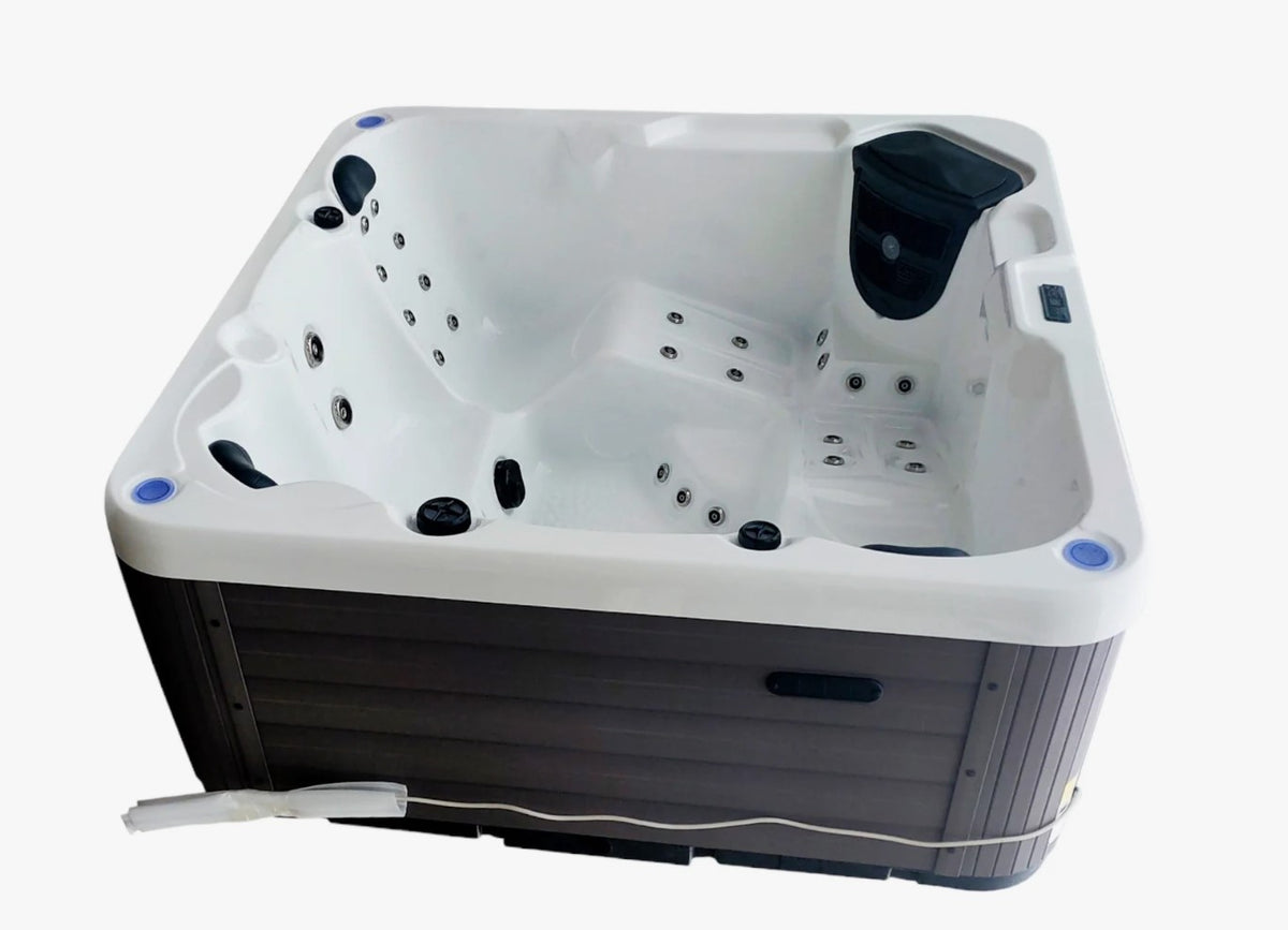 REVOLUTION TRIDENT jakuzzi 200x200x90 cm