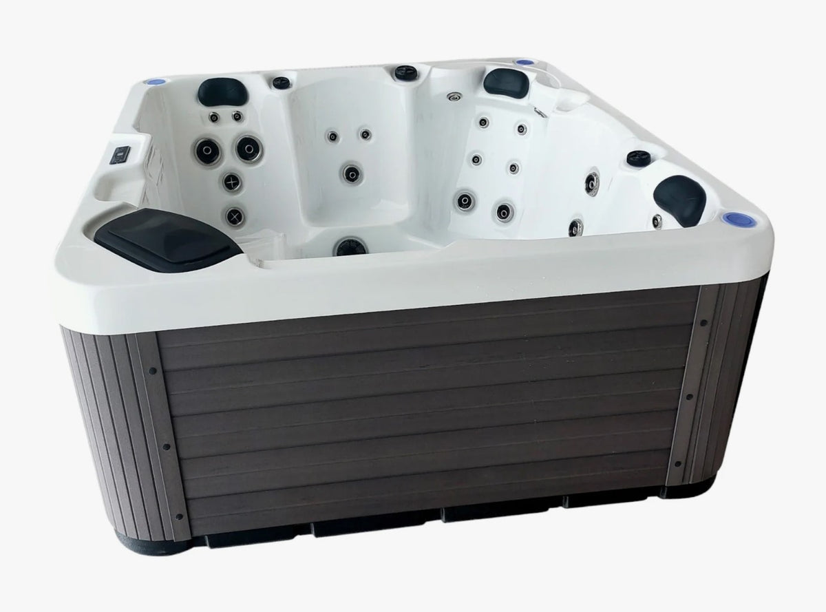 REVOLUTION TRIDENT jakuzzi 200x200x90 cm