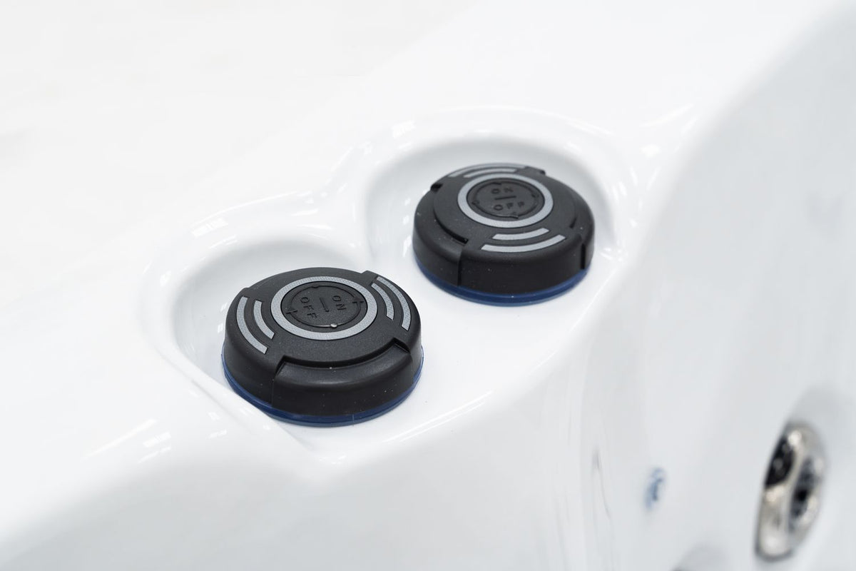 Revolution-spa Uranus 200x200x80 5 fős jakuzzi