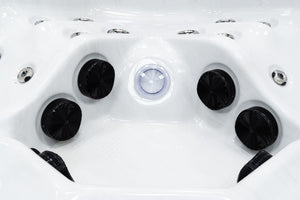 Revolution-spa Uranus 200x200x80 5 fős jakuzzi