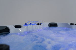 Revolution-spa Uranus 200x200x80 5 fős jakuzzi