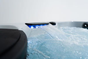 Revolution-spa Uranus 200x200x80 5 fős jakuzzi