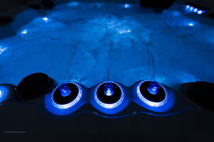 Revolution-spa Uranus 200x200x80 5 fős jakuzzi