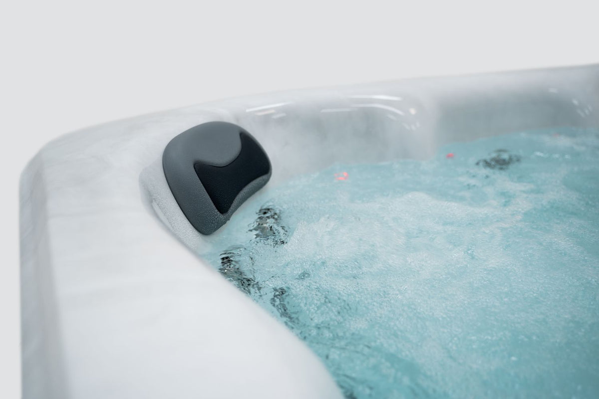 Revolution-spa Venus 200x200x80 6 fős jakuzzi