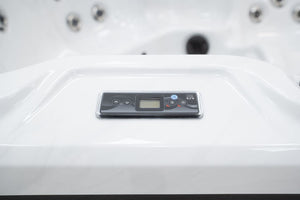 Revolution-spa Venus 200x200x80 6 fős jakuzzi