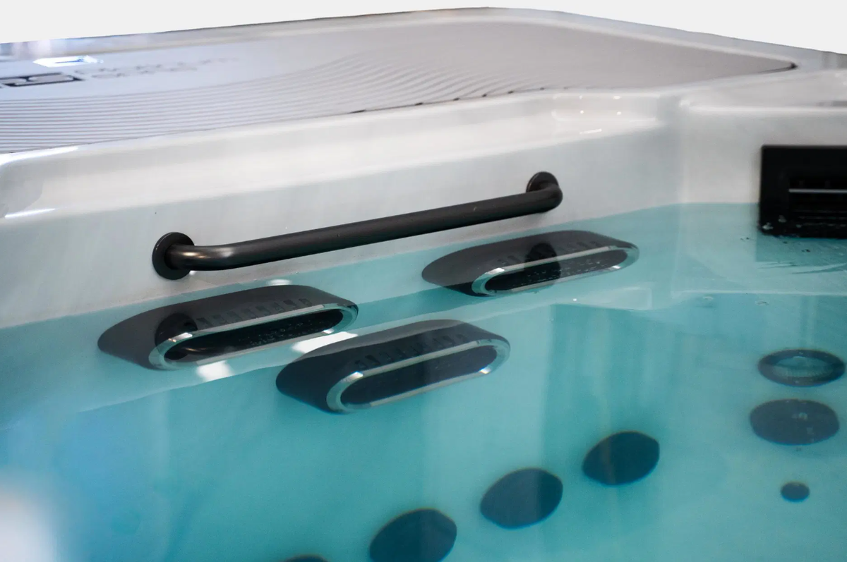 Revolution-Pool Atlas 600x225x150 cm
