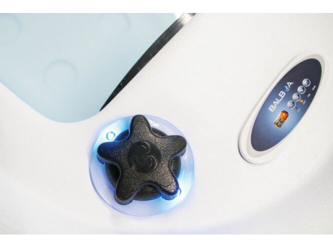 Revolution-spa Mallorca Diamond jakuzzi 202x202x83cm