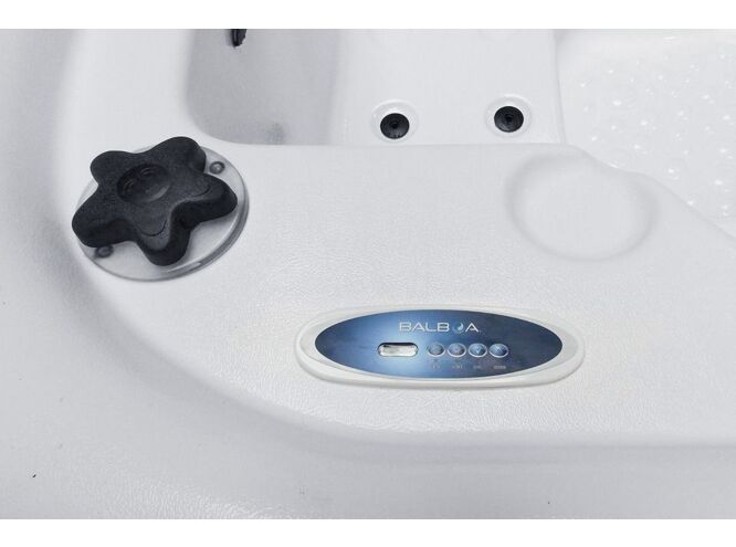 Revolution-spa Mallorca Superior jakuzzi 202x202x83cm