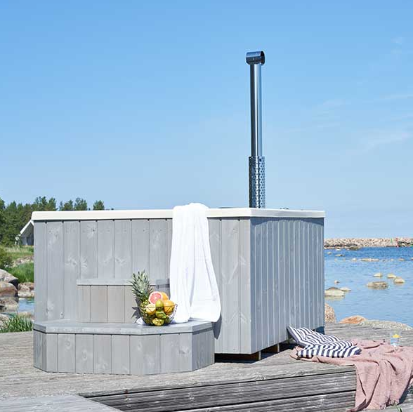 Revolution-Hot Tube Szögletes üvegszálas Dézsa külső kályhás Quattro8