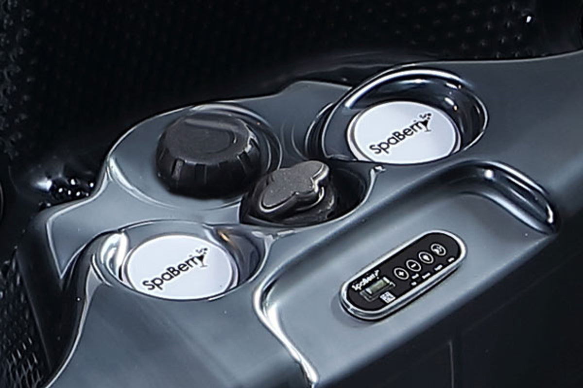 SpaBerry SB5 2 személyes jakuzzi 232,5x126,5x81cm