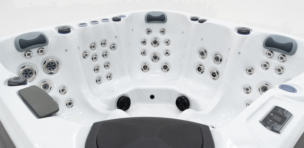 Revolution-spa Uranus 200x200x80 5 fős jakuzzi
