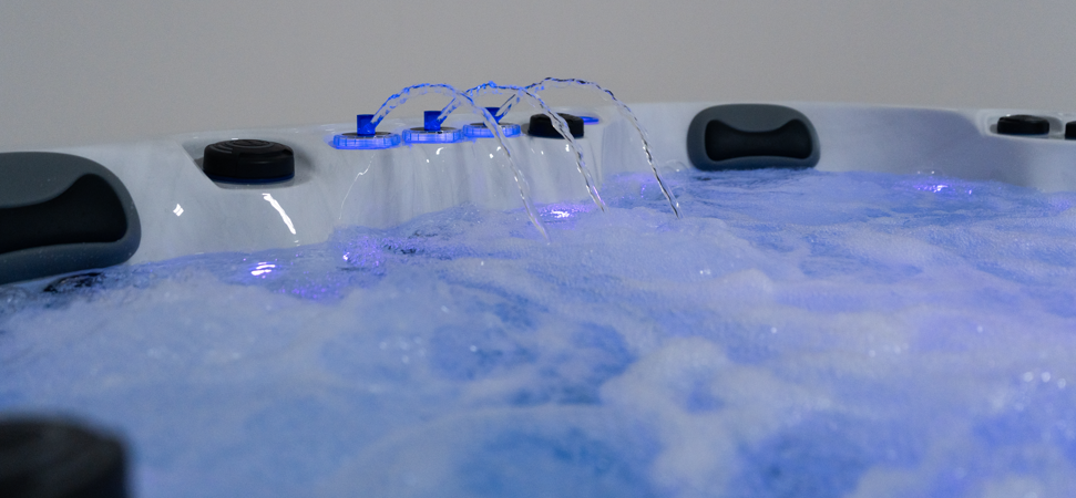 Revolution-spa Uranus 200x200x80 5 fős jakuzzi