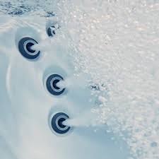 SPA Levegő + víz masszázs 12 levegő + 8 víz fúvóka